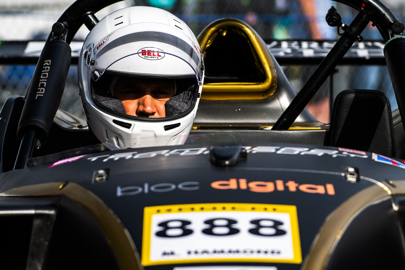 Bloc Digital enters the world of Motorsport!